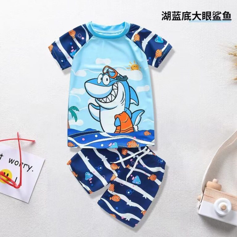 Boys Swimwear 2 Pieces Set T-shirt Swim Shorts with Shark Placement Print